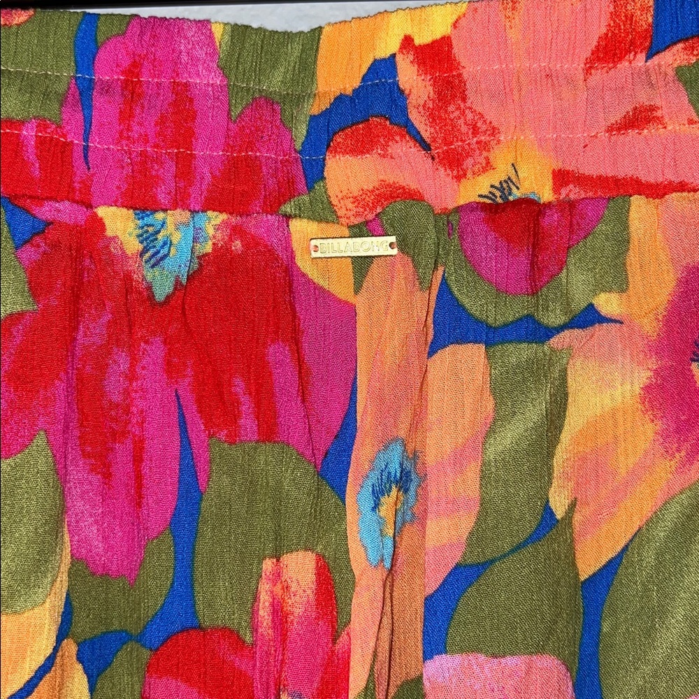 Billabong Floral Pants 🌺 - Picture 6 of 7